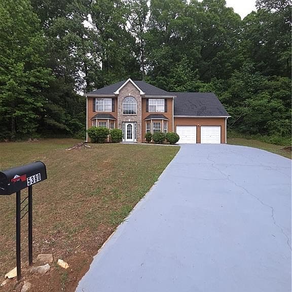 Listing photo 4