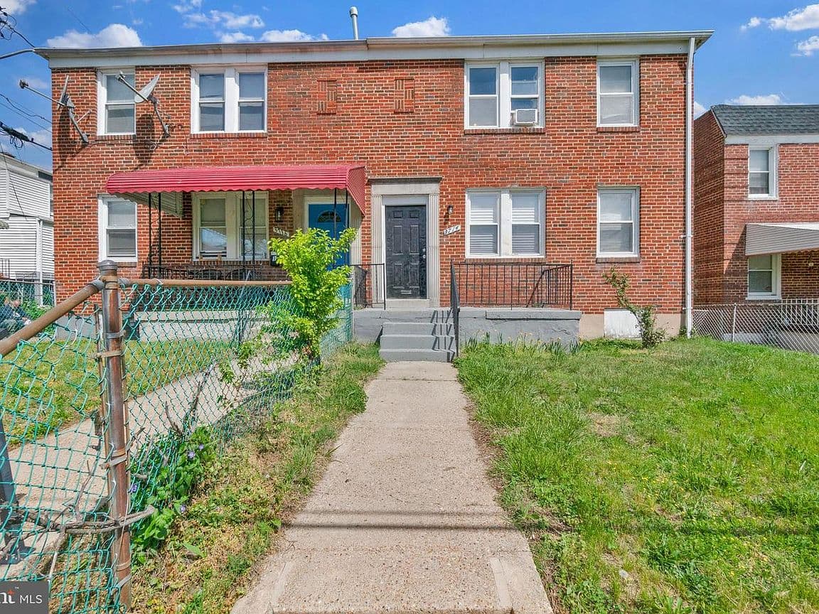 Primary listing photo