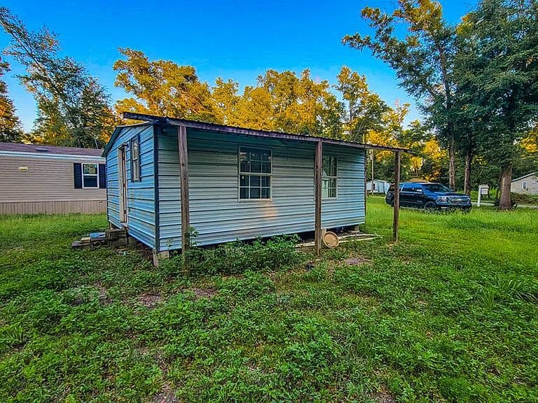 Listing photo 4