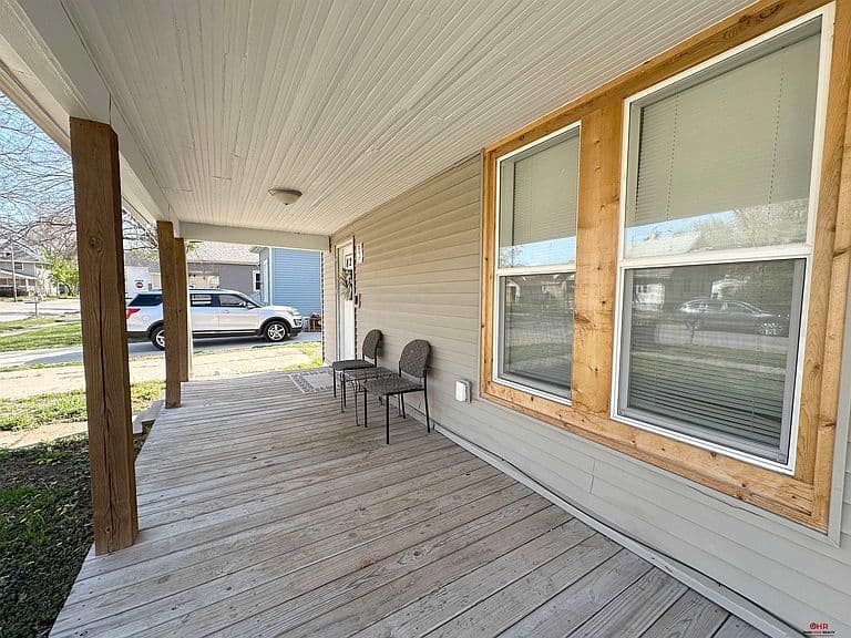 Listing photo 4