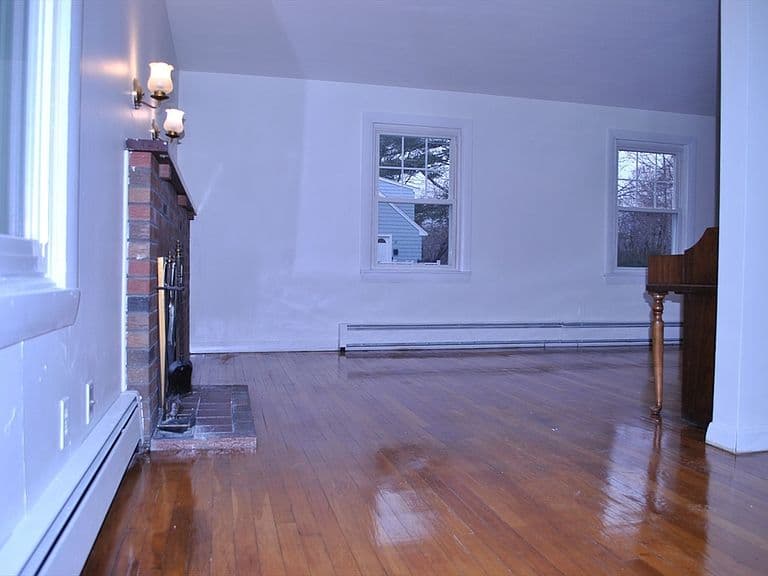 Listing photo