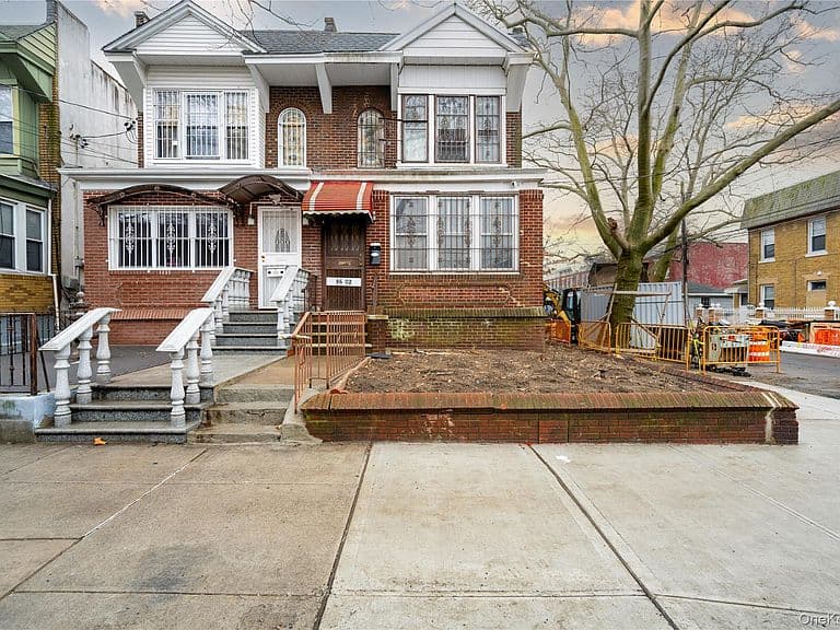 Listing photo 3