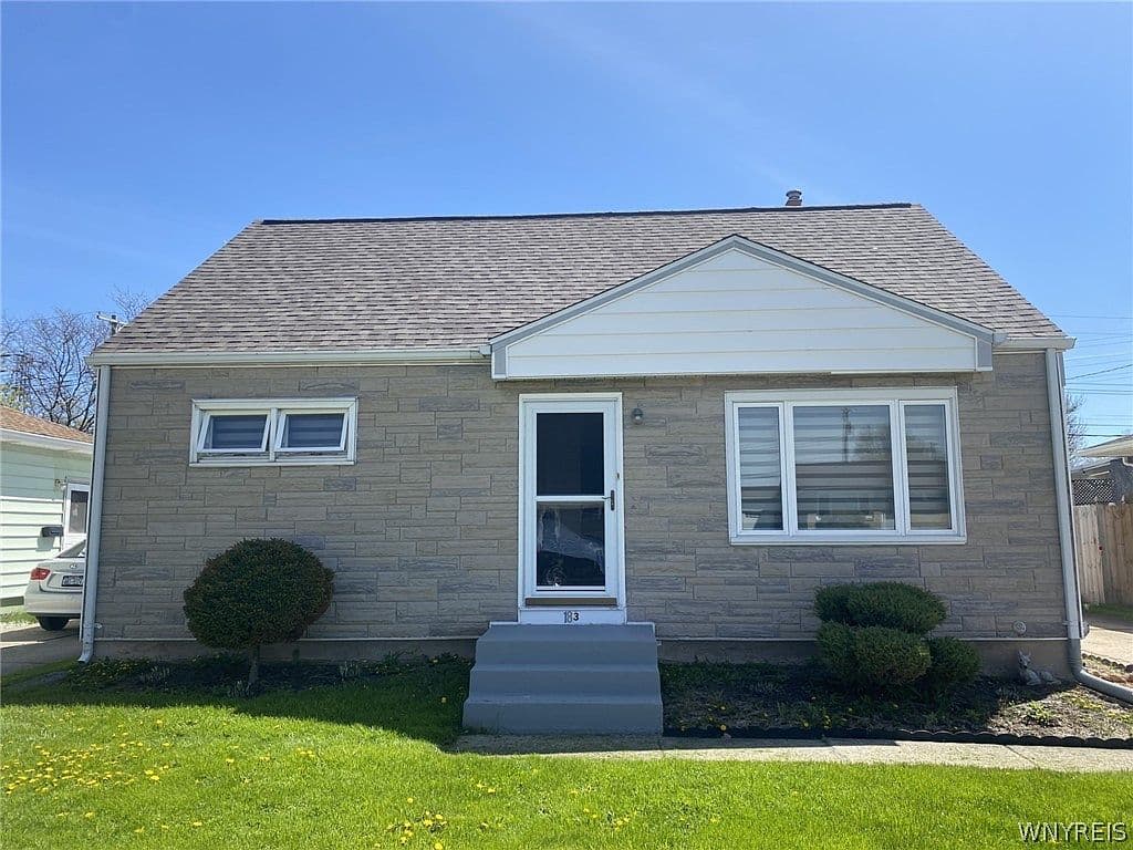 Primary listing photo