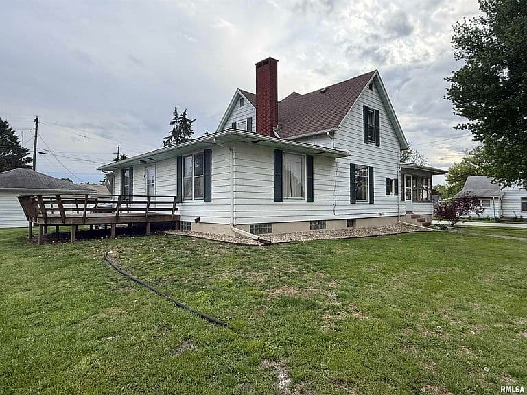 Listing photo 5