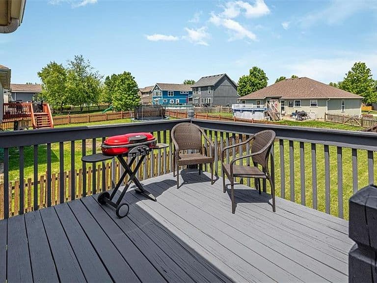 Listing photo 4