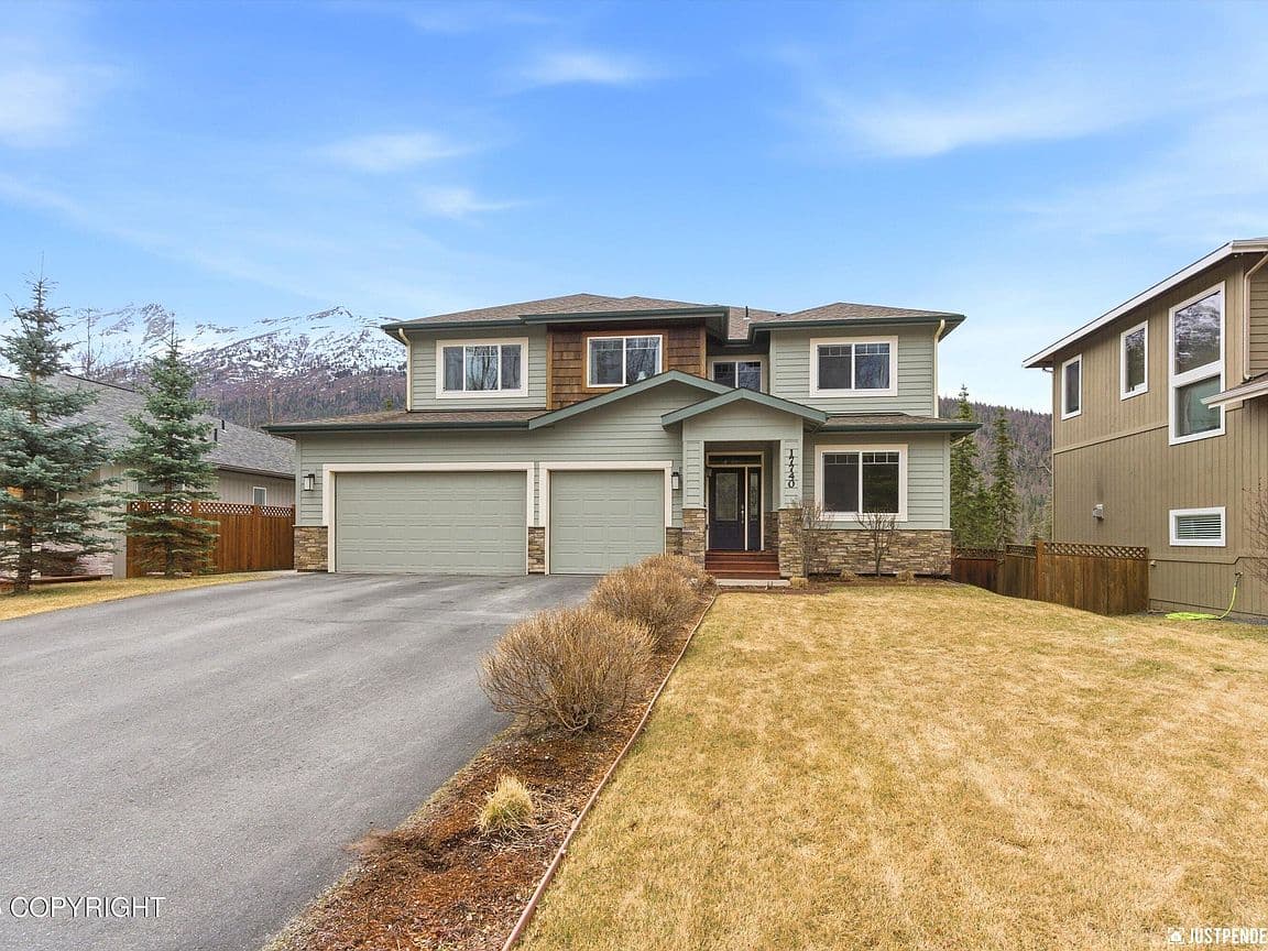 Primary listing photo
