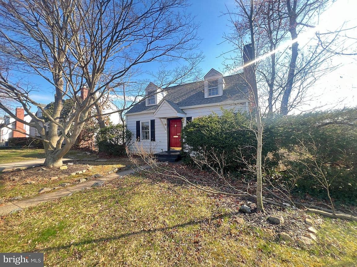 Primary listing photo
