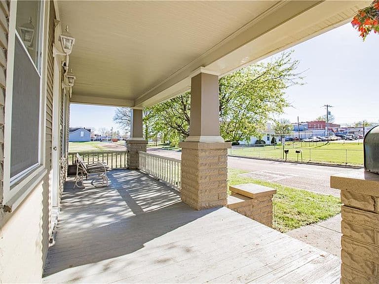 Listing photo 4
