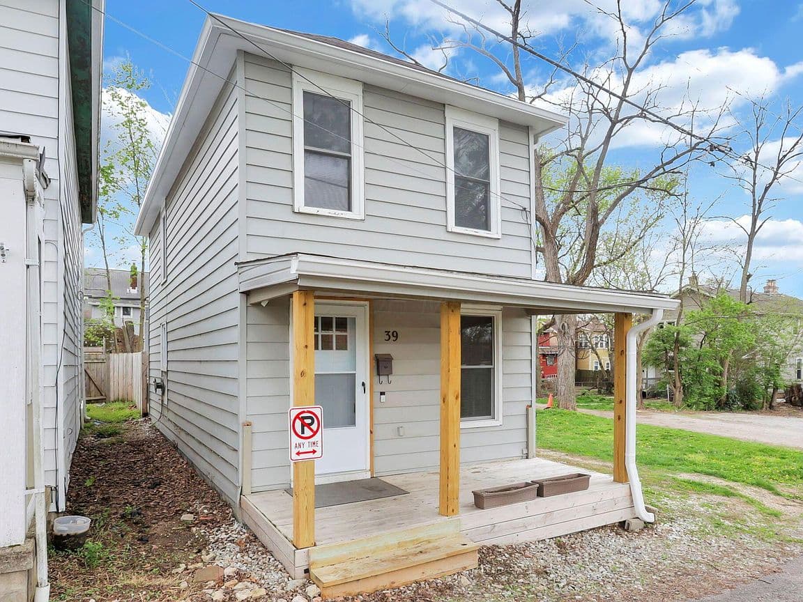 Primary listing photo