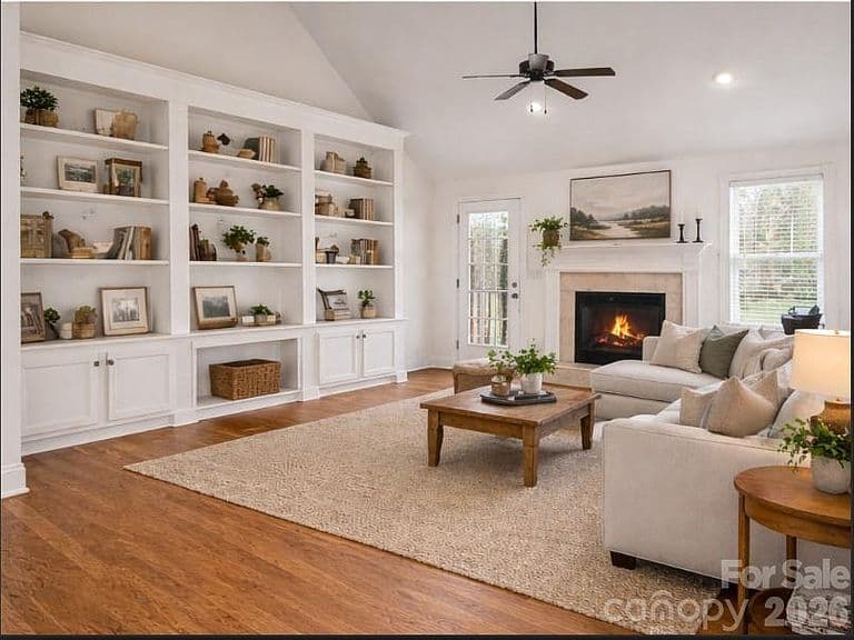 Listing photo 5