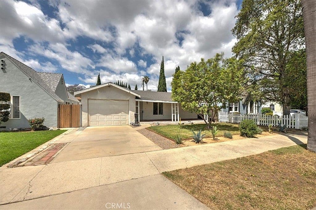 Primary listing photo
