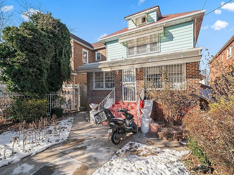 Listing photo 4
