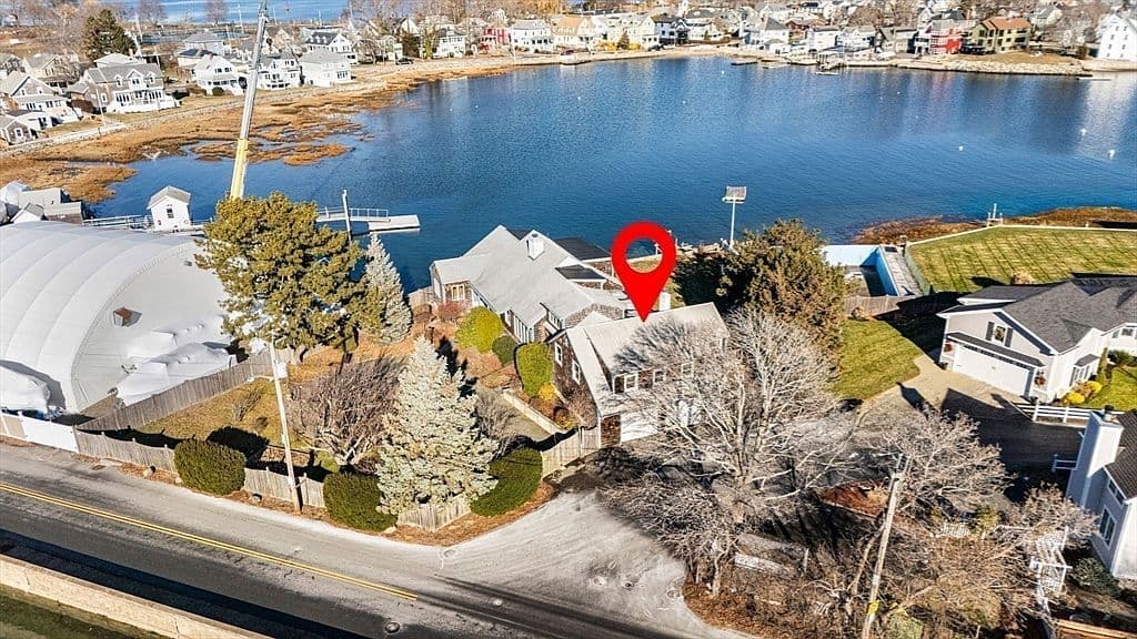 Primary listing photo