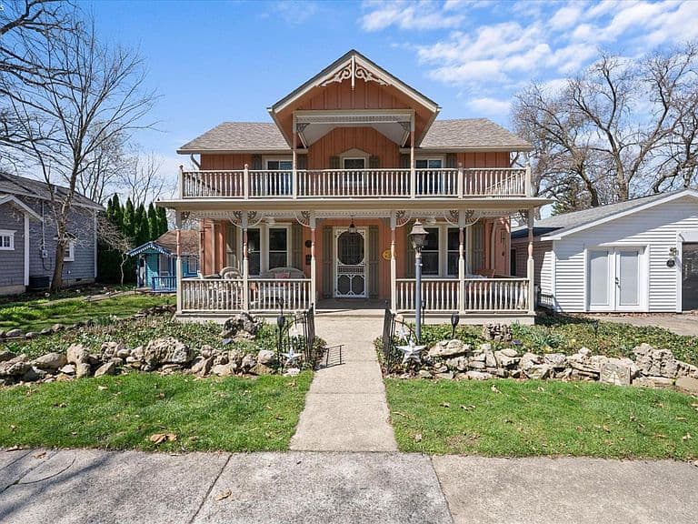 Listing photo 3
