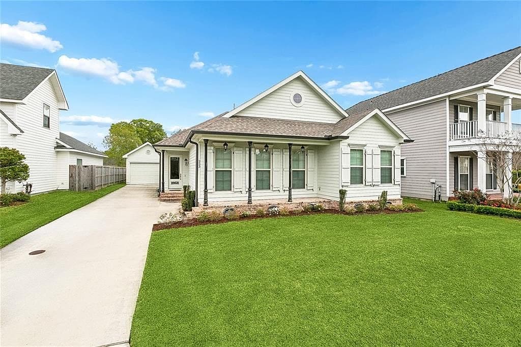 Primary listing photo