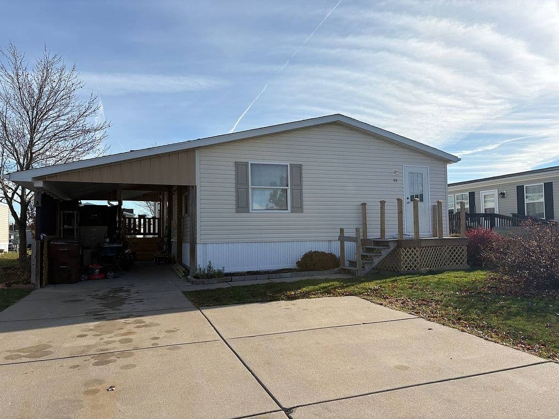 Primary listing photo