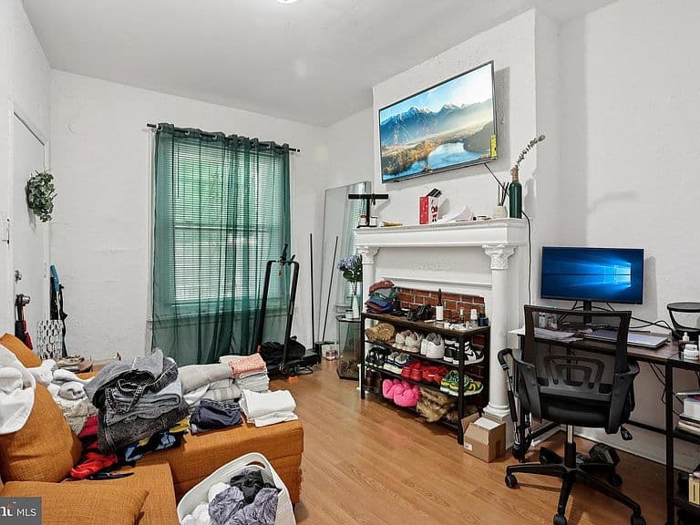 Listing photo 4