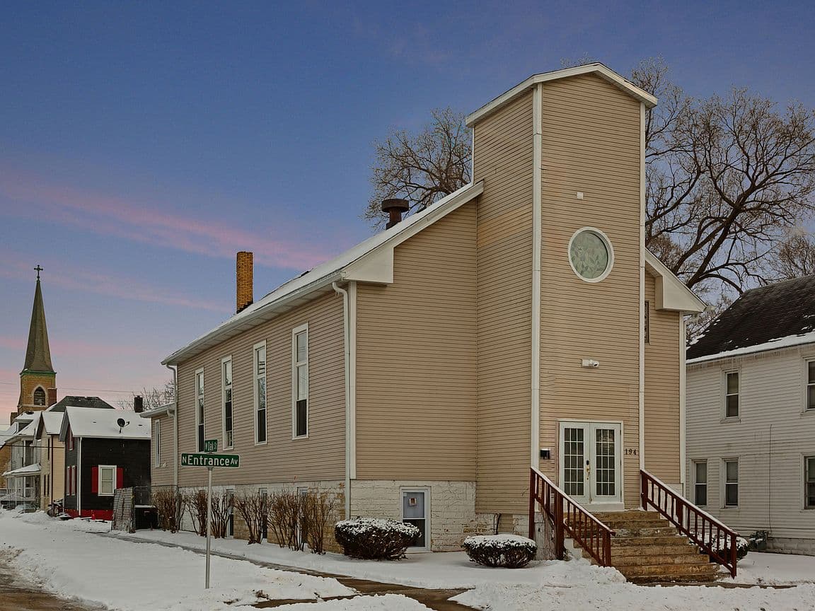 Primary listing photo