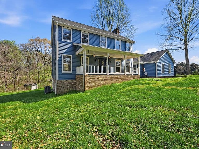 Listing photo 4