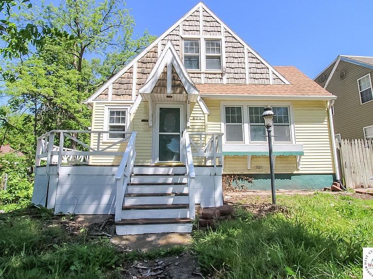 Listing photo 4