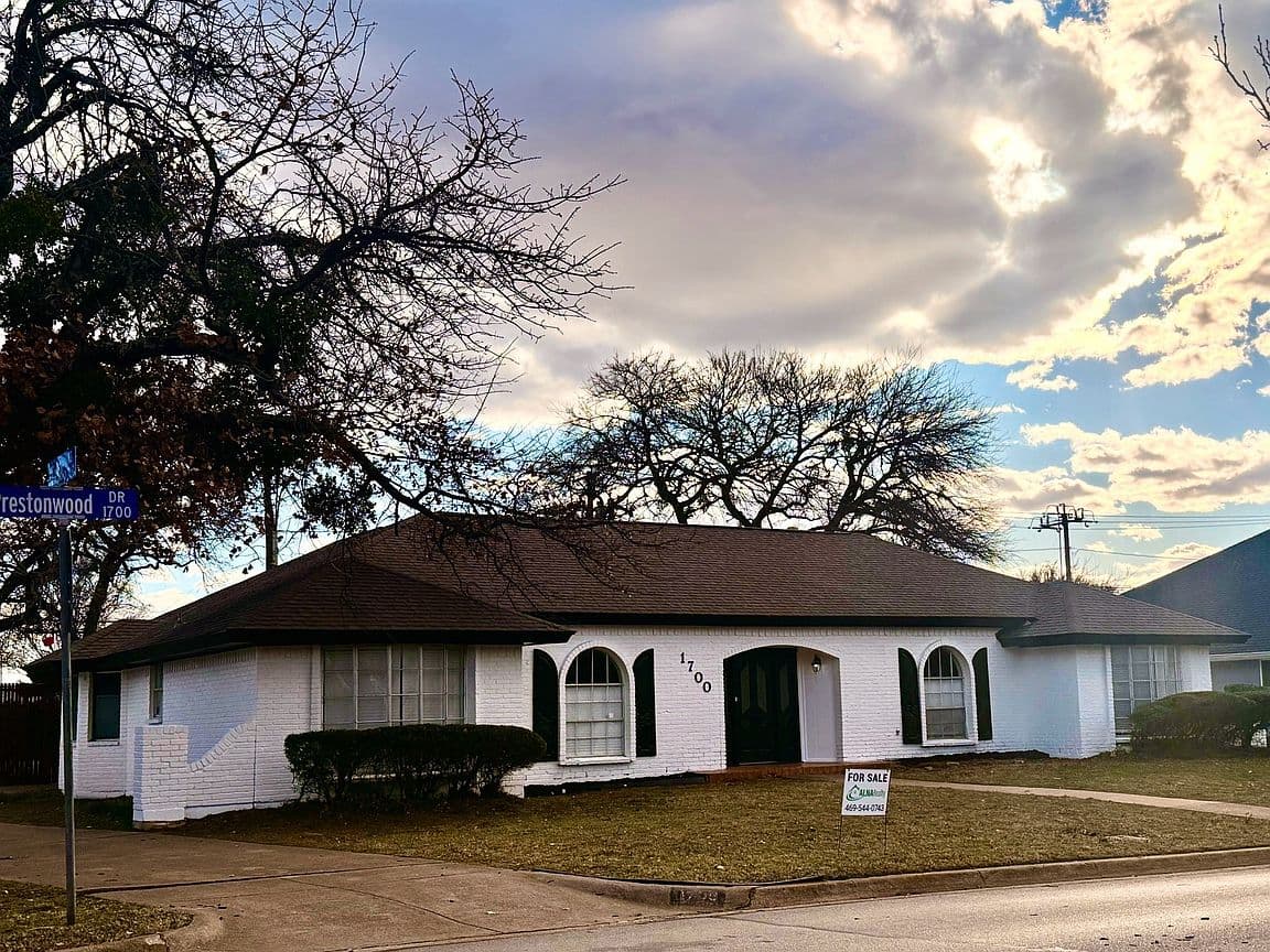 Primary listing photo