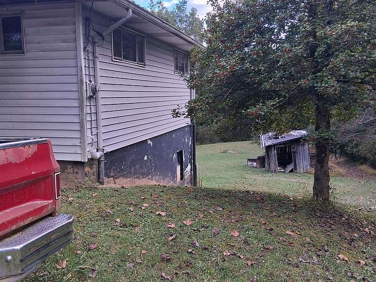Listing photo 5