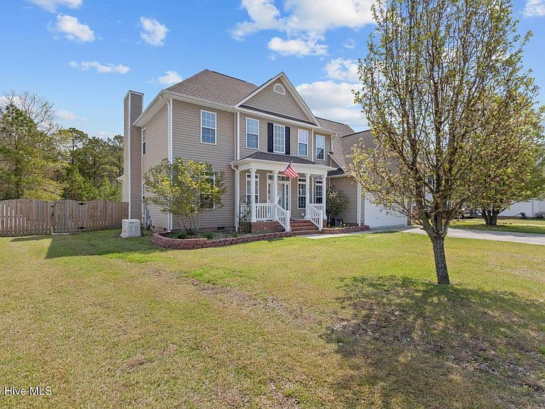 Listing photo 4