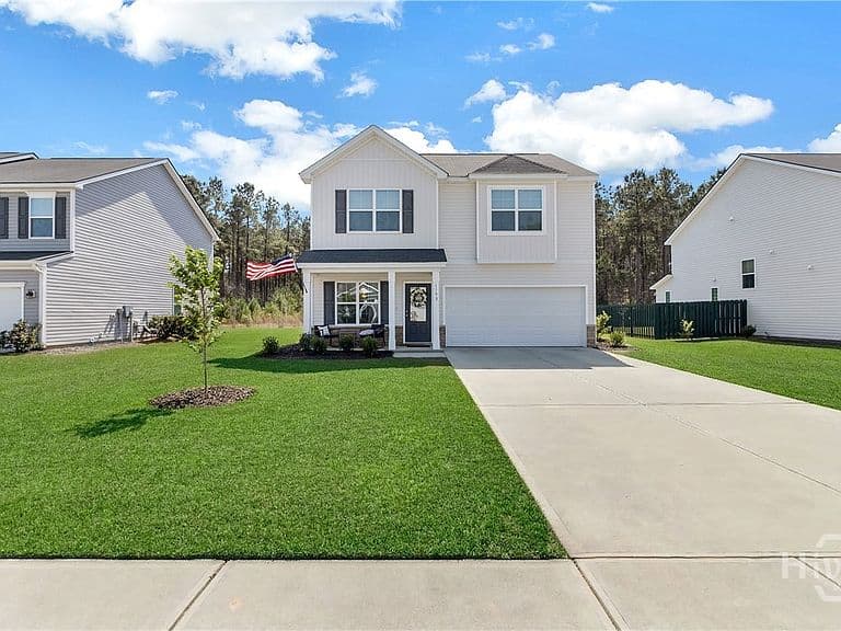 Listing photo 2