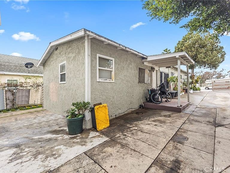 Listing photo 5