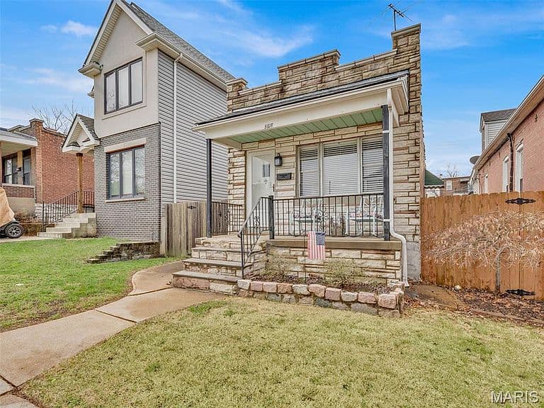 Listing photo 4