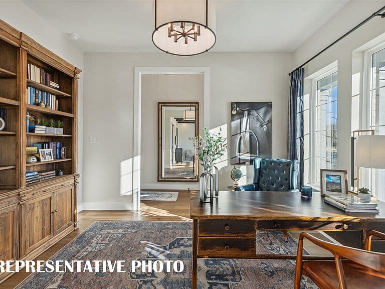 Listing photo 4