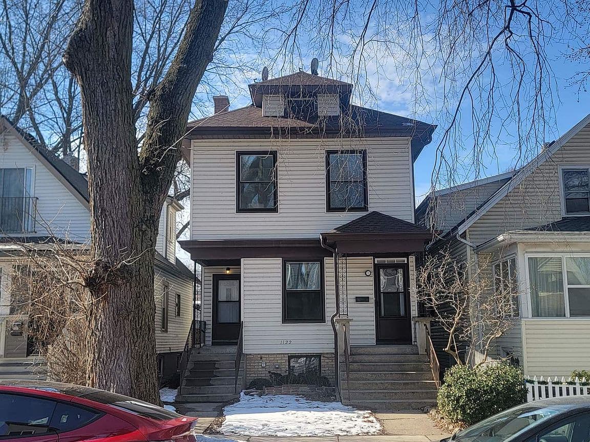 Primary listing photo
