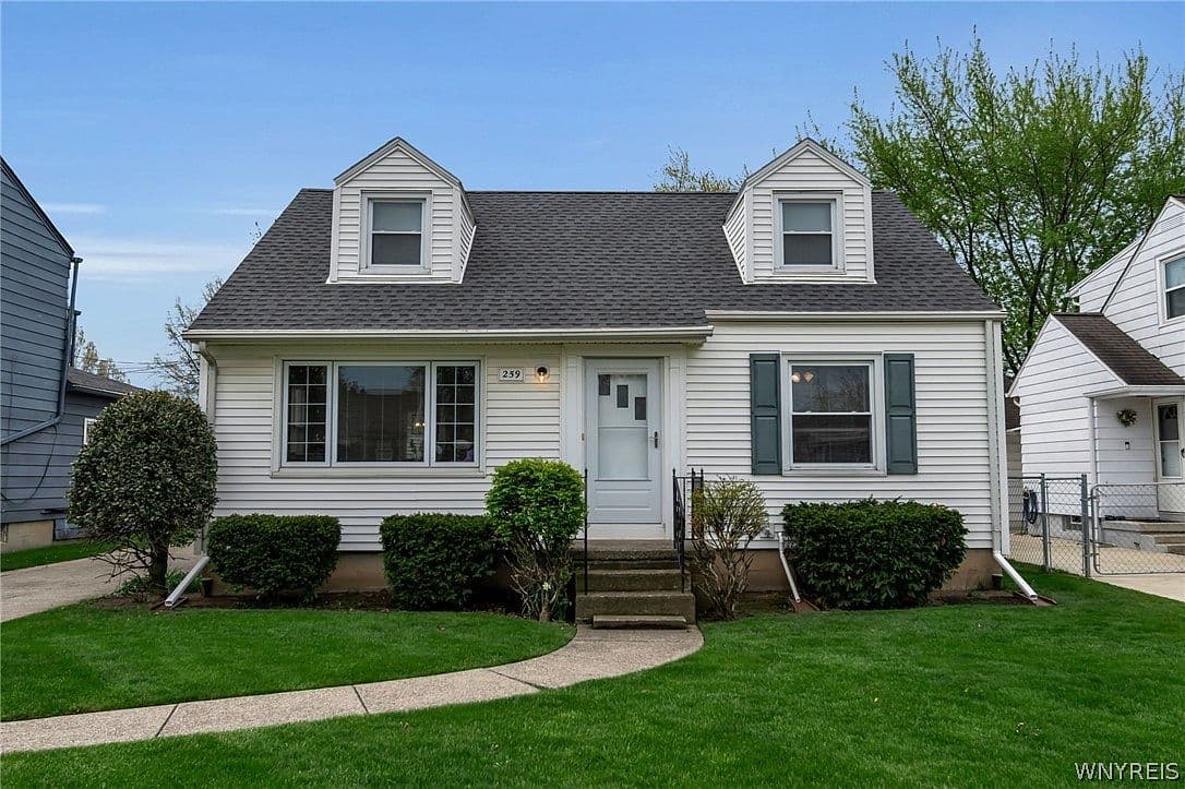 Primary listing photo