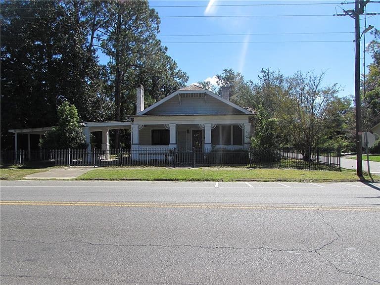 Listing photo