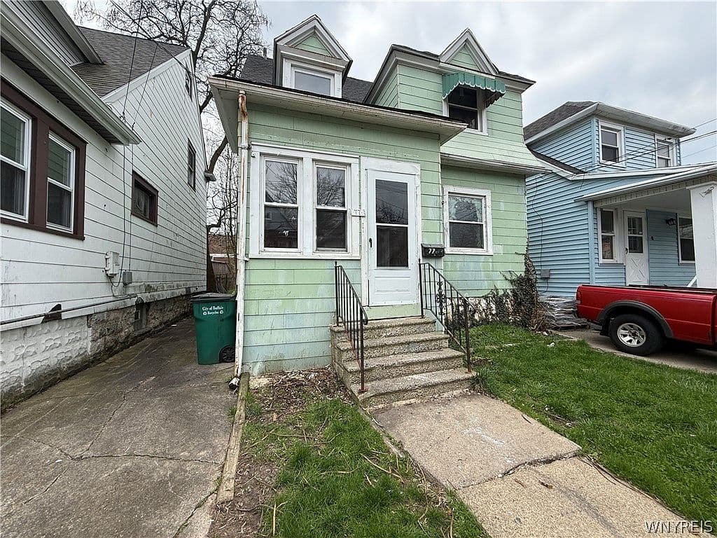 Primary listing photo