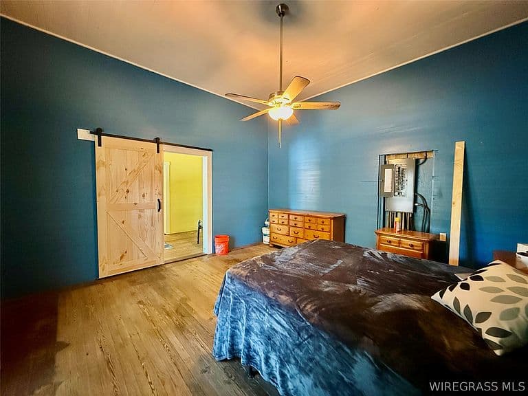 Listing photo 5