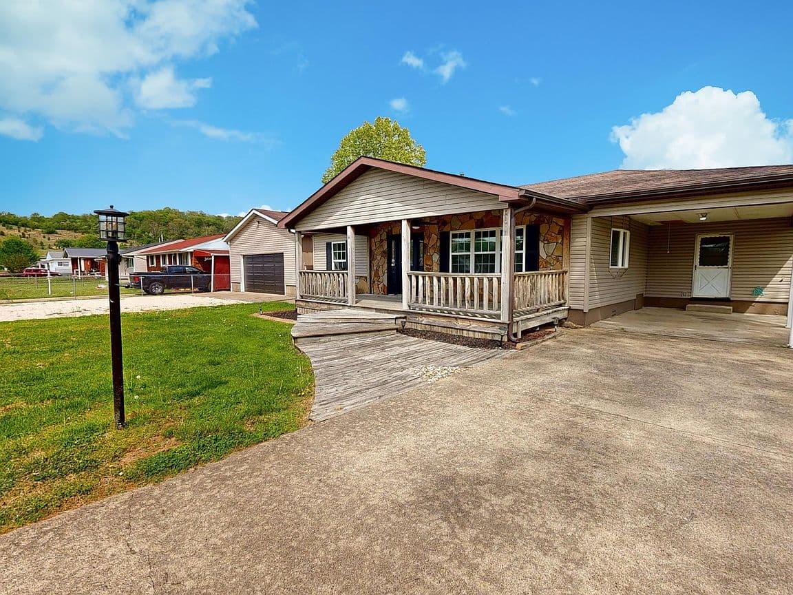 Primary listing photo