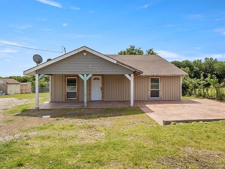 Listing photo 4