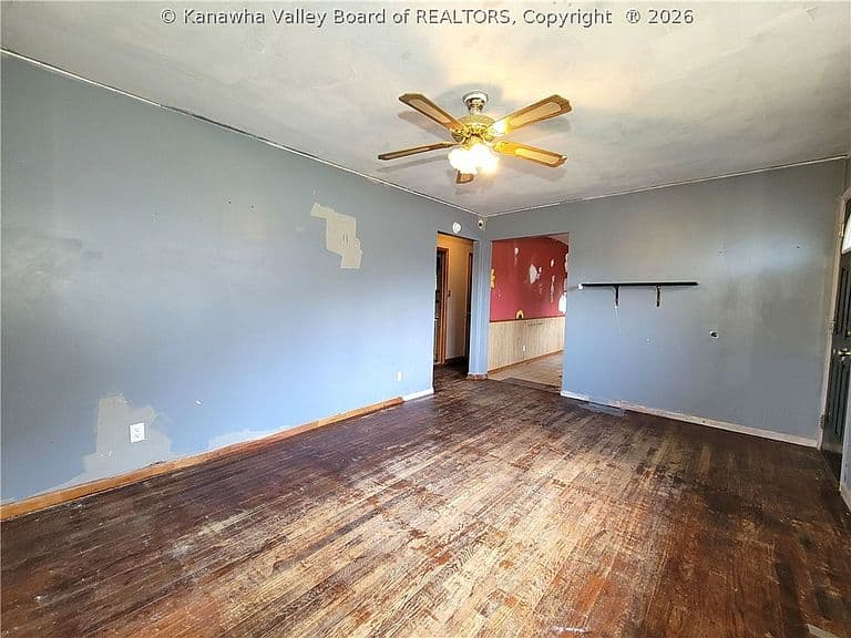 Listing photo 4