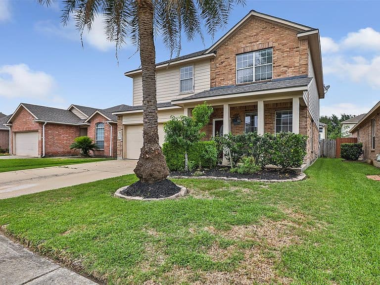 Listing photo 3