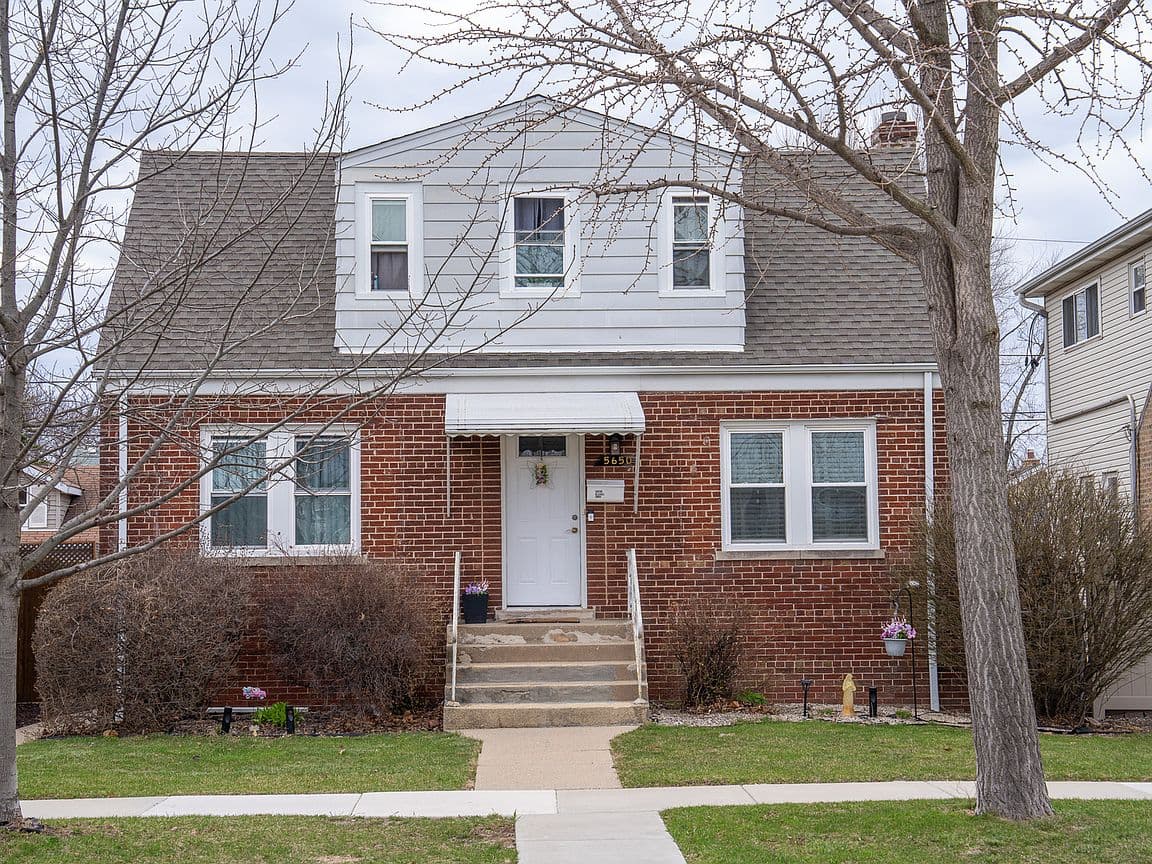 Primary listing photo