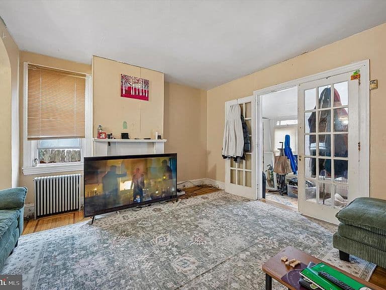 Listing photo 5