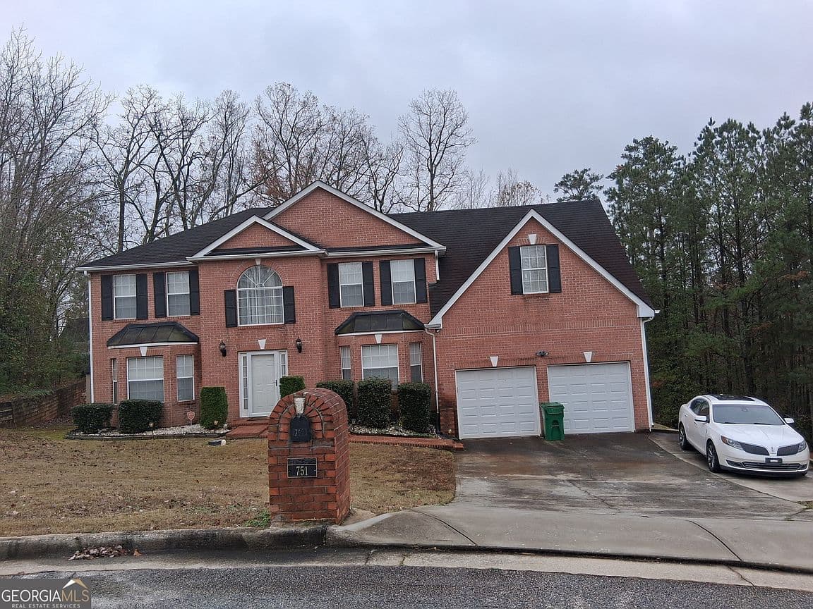 Primary listing photo