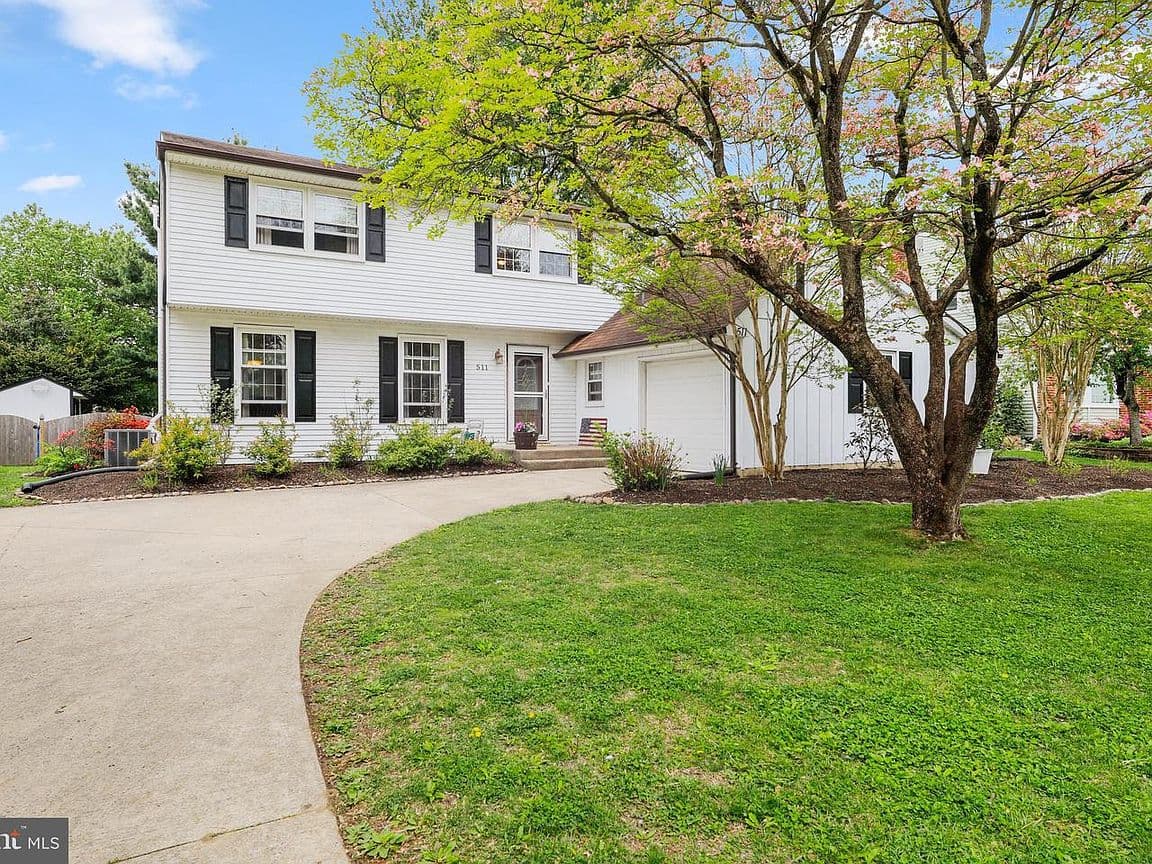 Primary listing photo
