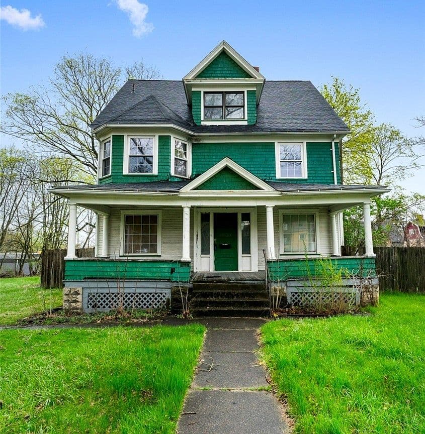 Primary listing photo