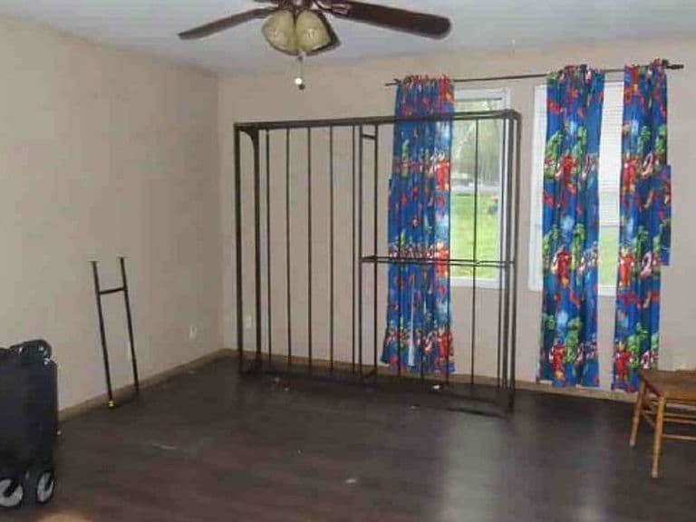 Listing photo 4