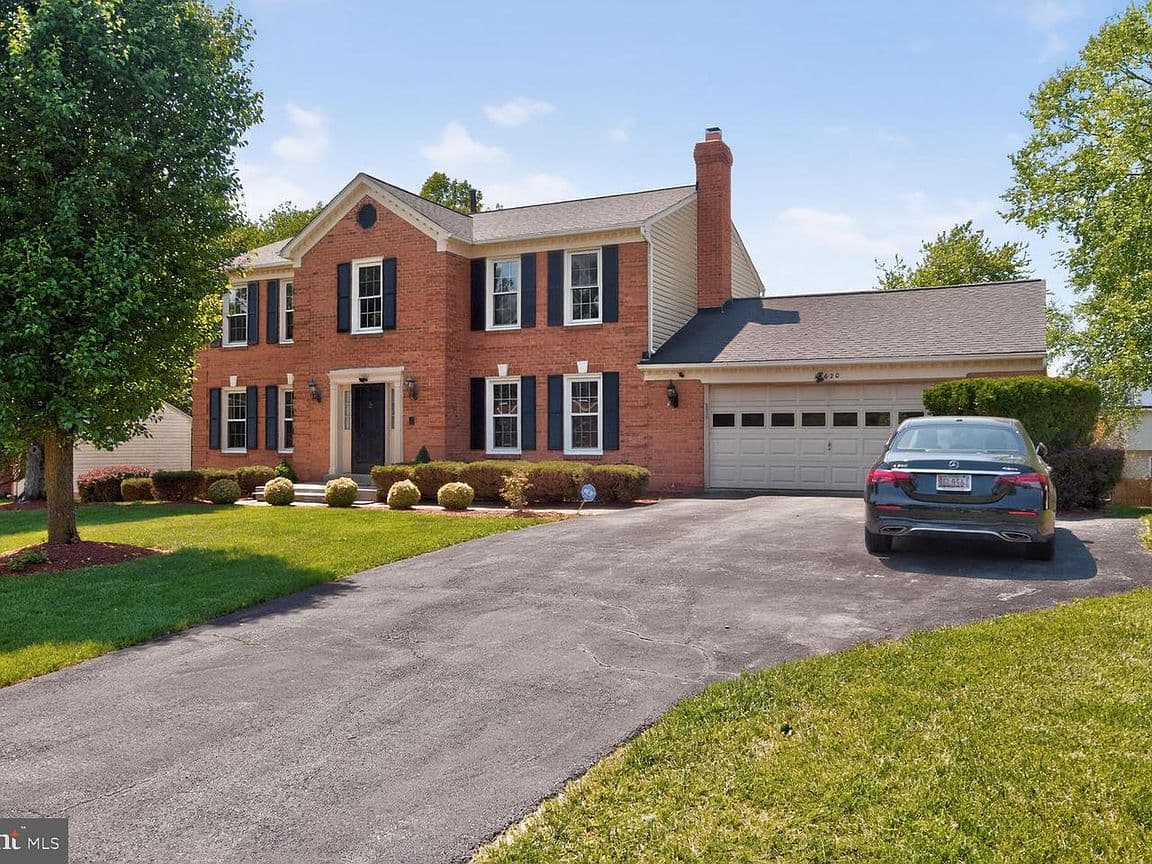 Primary listing photo