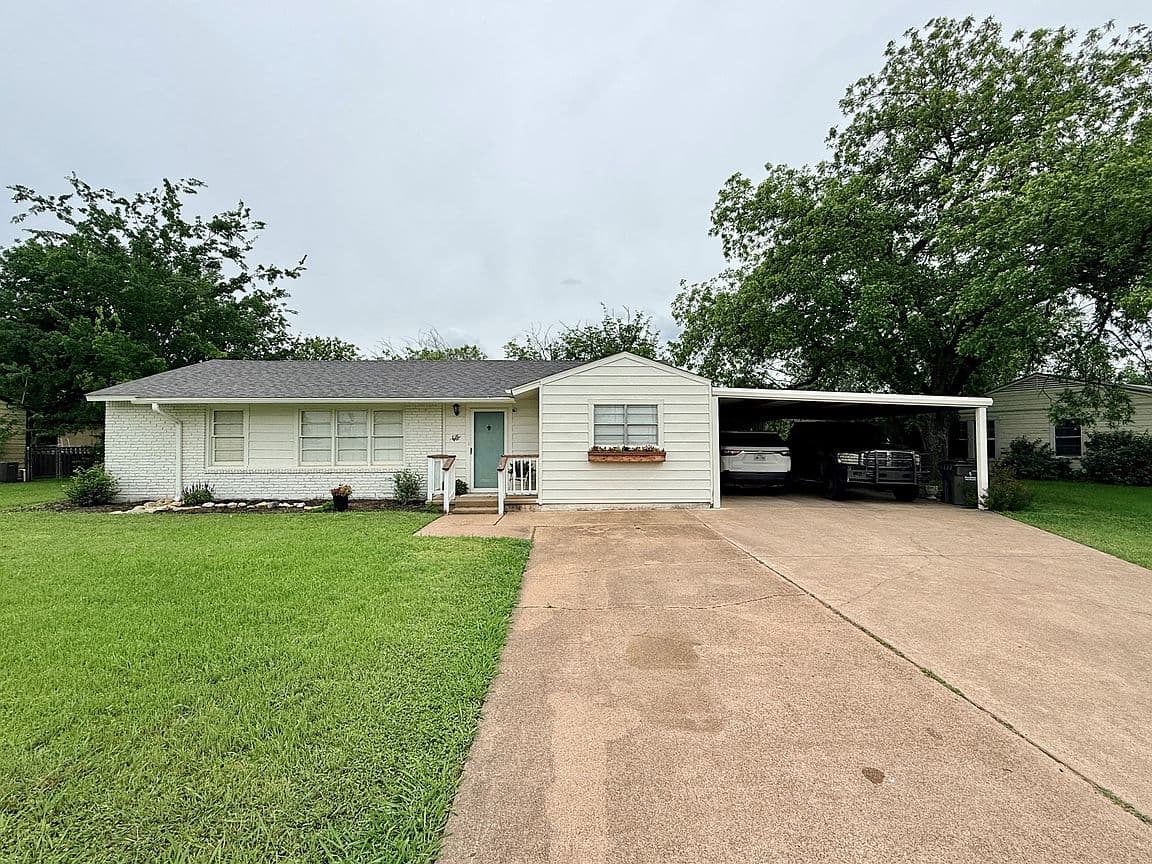 Primary listing photo