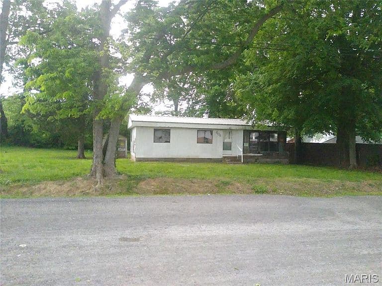 Listing photo