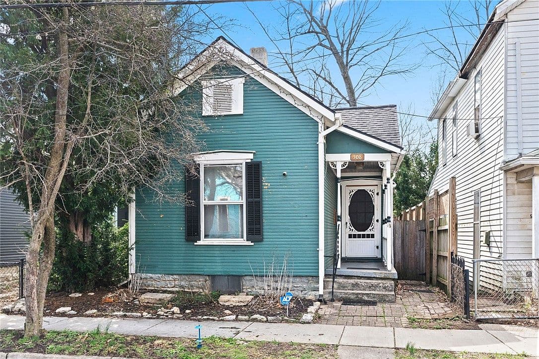 Primary listing photo
